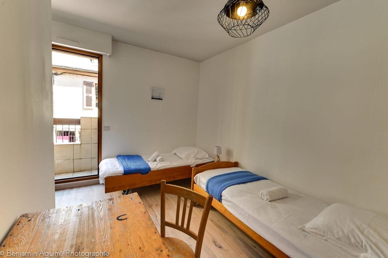 Le Vasse - Apartment 2 Bedrooms With Terrace - Pedestrian Area อานซี ภายนอก รูปภาพ